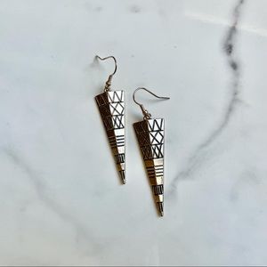 New urban outfitters arrow aztec earrings